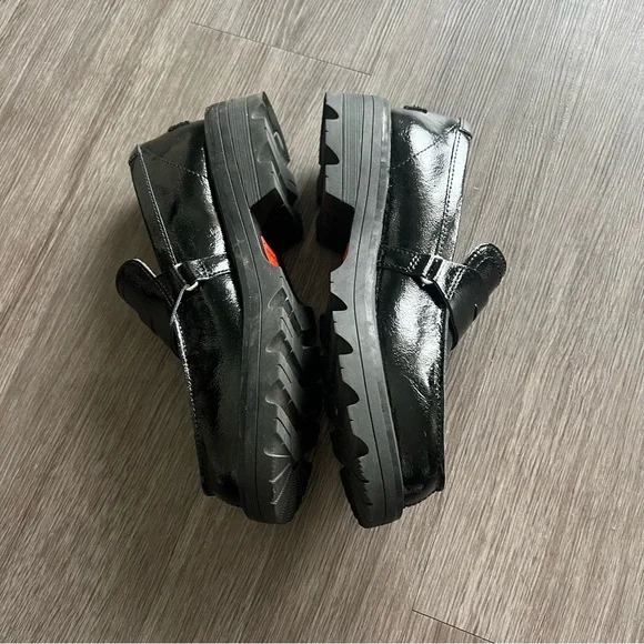 SOREL Revel Ave Loafer Shoe in Black Leather Lug Sole Women's Size 7.5 - Picture 6 of 10